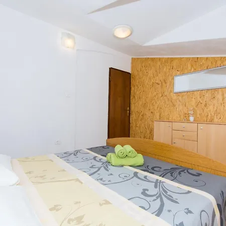 Apartment Slatine 1126b Trogir